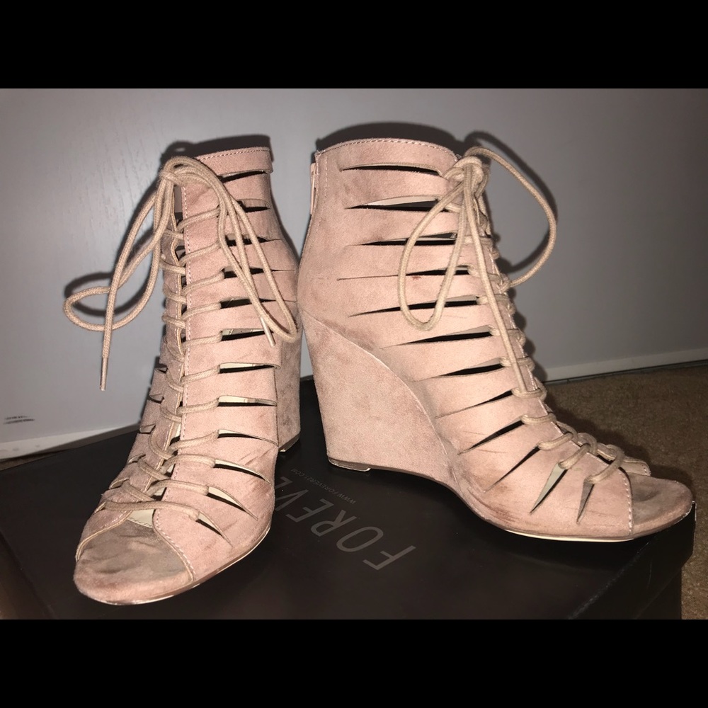 Light pink strappy wedges